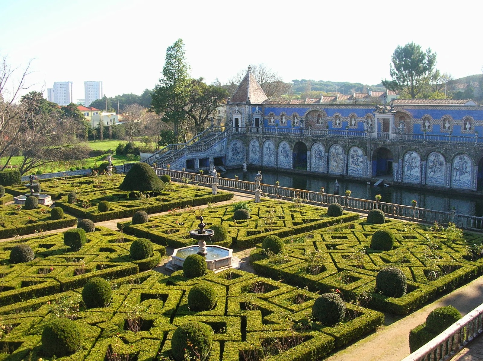 A orillas del Tajo: otoño en los jardines lisboetas